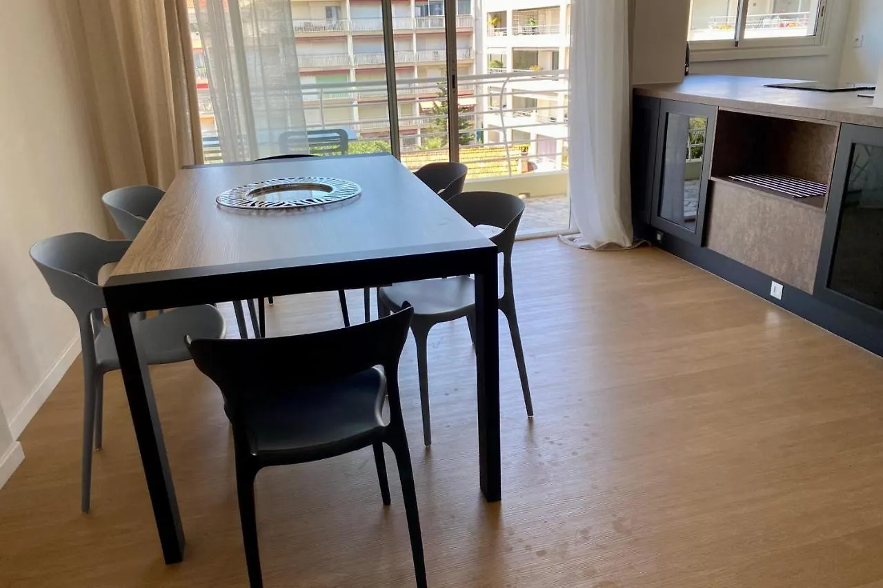 Spacious Bright Nest With Balcony In Cannes Apartment 0*,  France